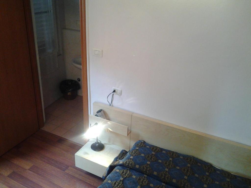Hotel Perla Bologna Camera foto